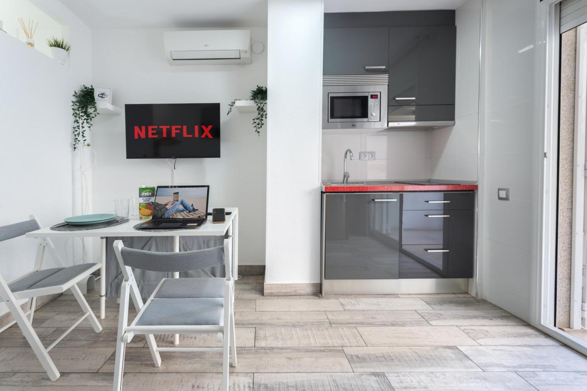 Arquus Little Hawaii Apartment Salou Bagian luar foto